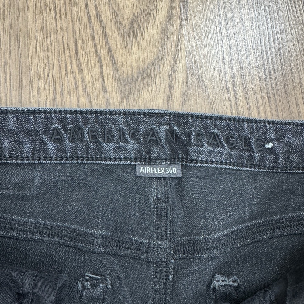 American Eagle Jeans Mens 30x30 Black Slim Low Rise Distressed Ripped Dark Denim - Picture 9 of 16
